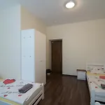 Happy Hotel 3*