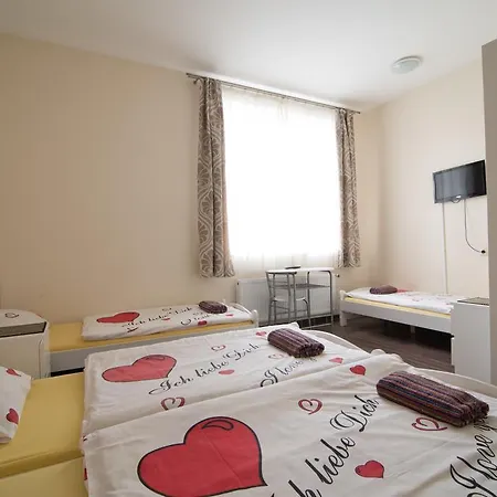 Hotel Happy